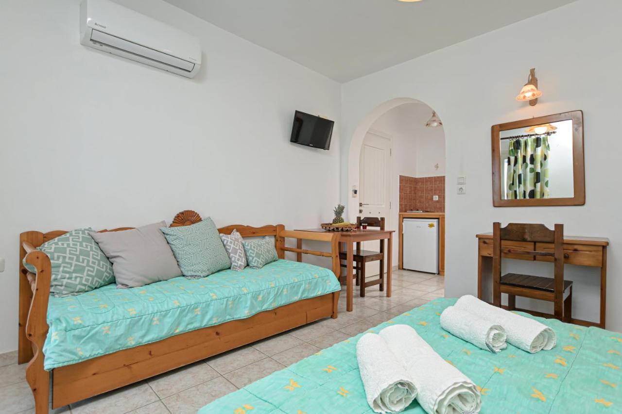 Alykes Studios & Suites Agios Prokopios  Bagian luar foto
